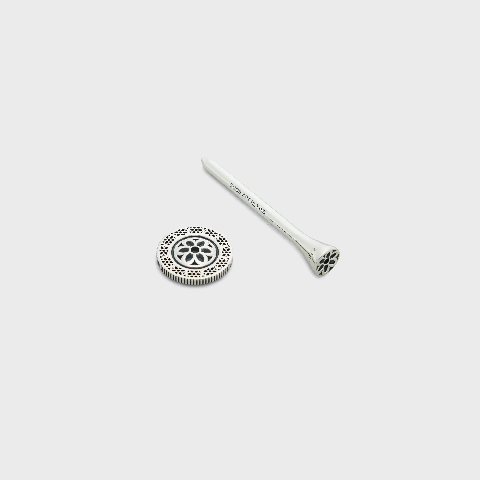 GOOD ART HLYWD Sterling Golf Tee & Ball Marker Set - Silver