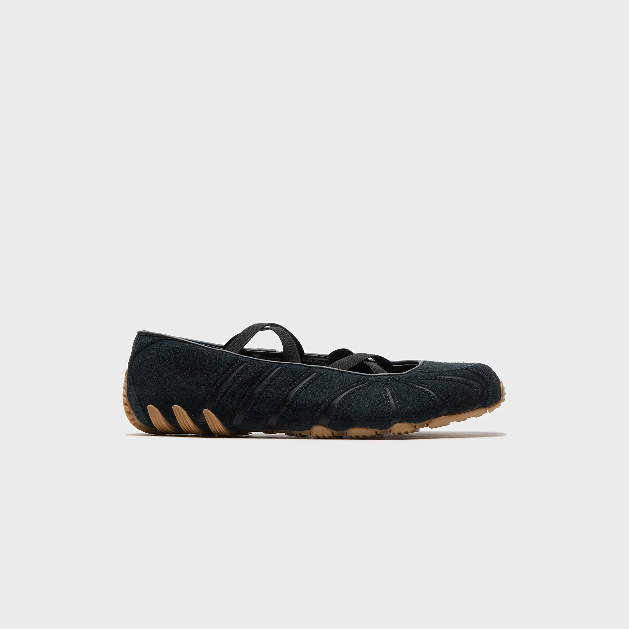 adidas WMNS Ghost Sprint Ballet - Core Black / Gum