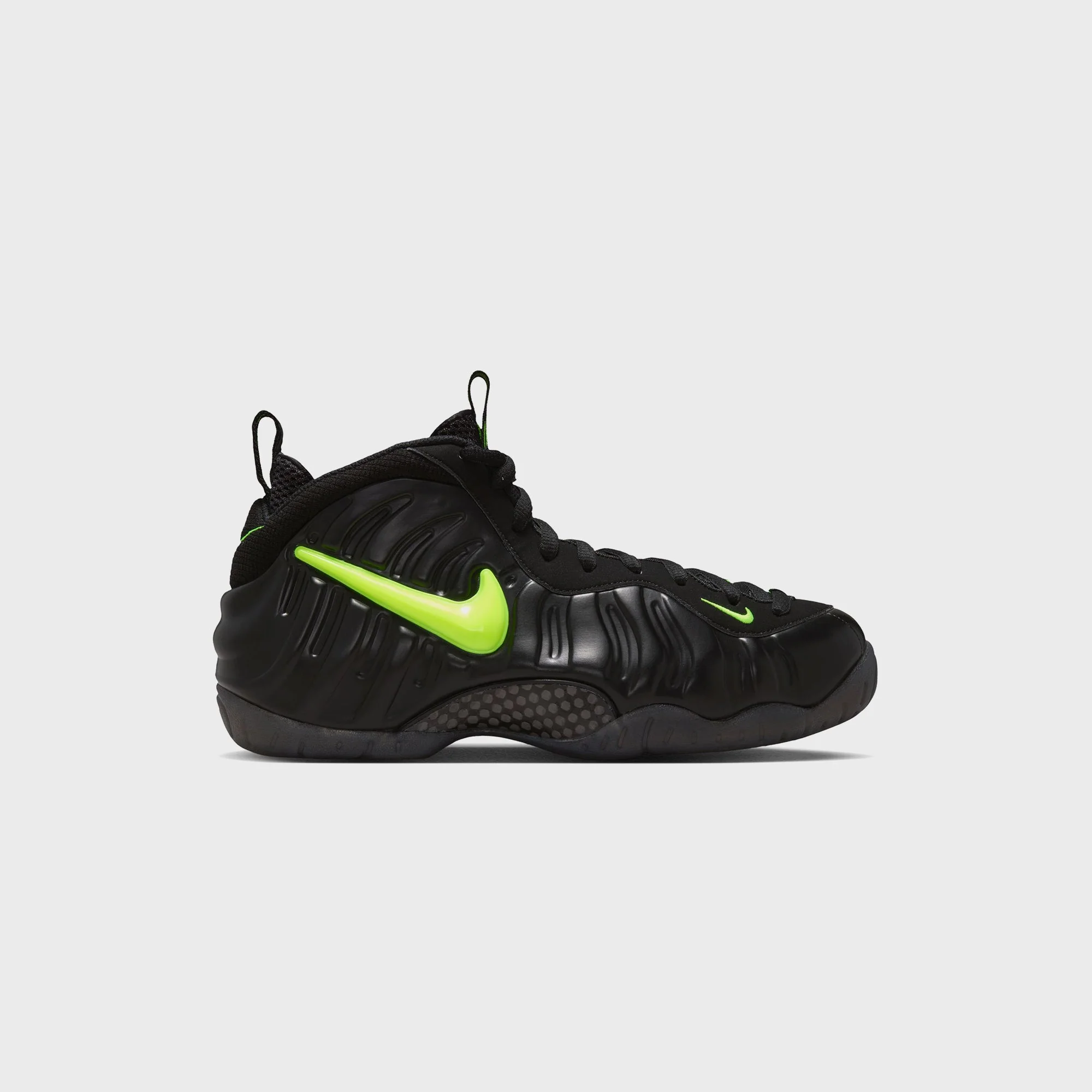 Nike Air Foamposite Pro - Black / Voltage Yellow