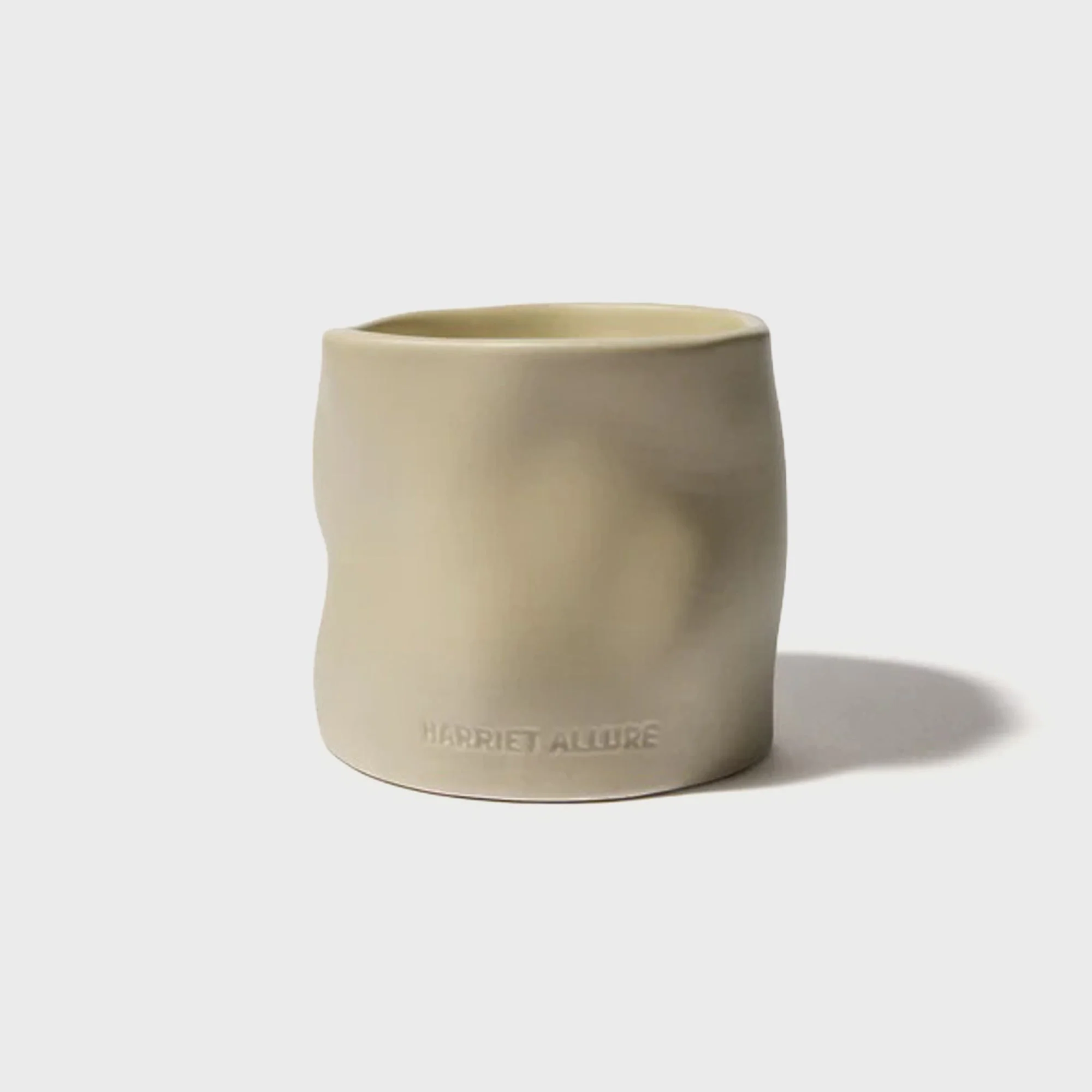 Harriet Allure Ama Candle 280G