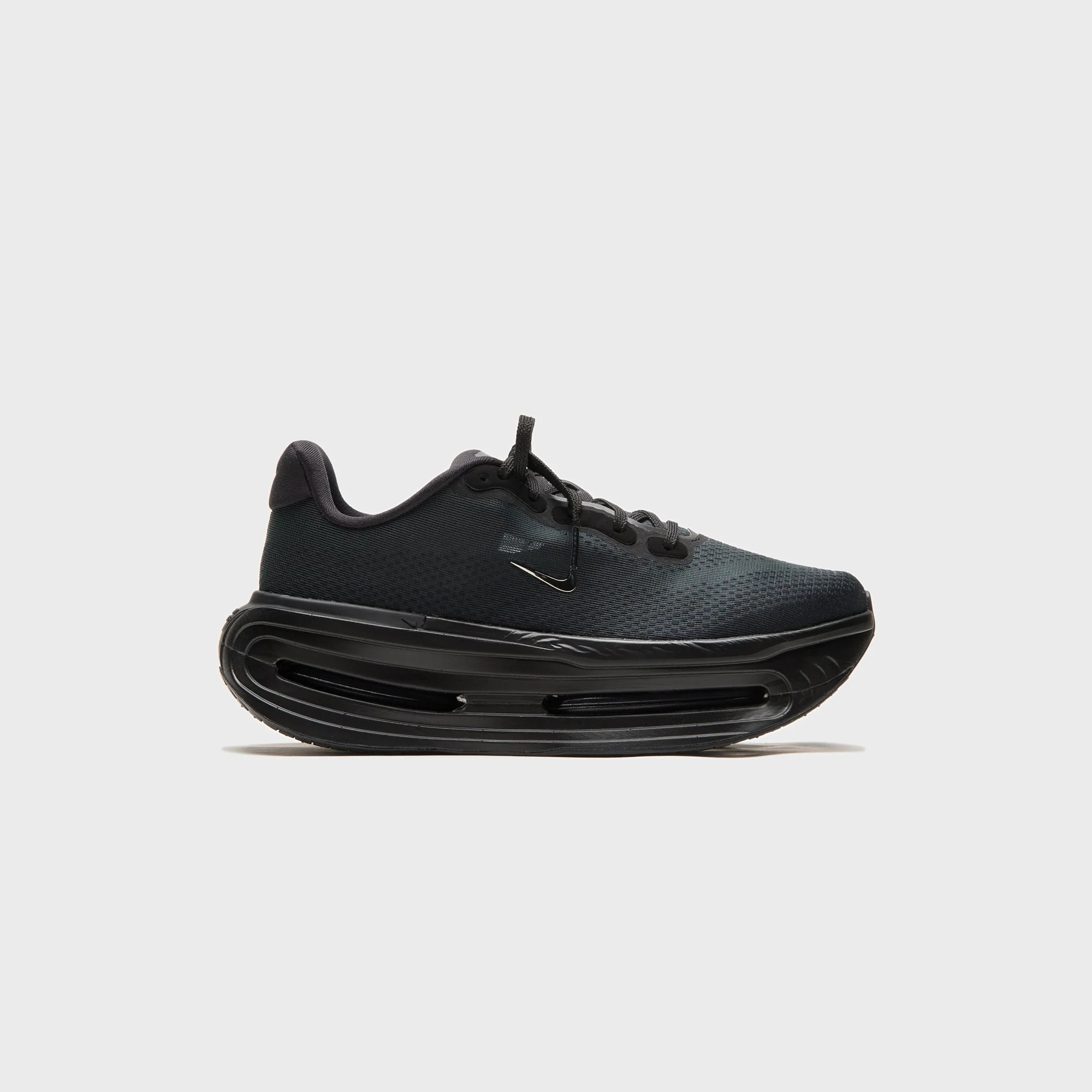 Nike Vomero Premium - Black / White