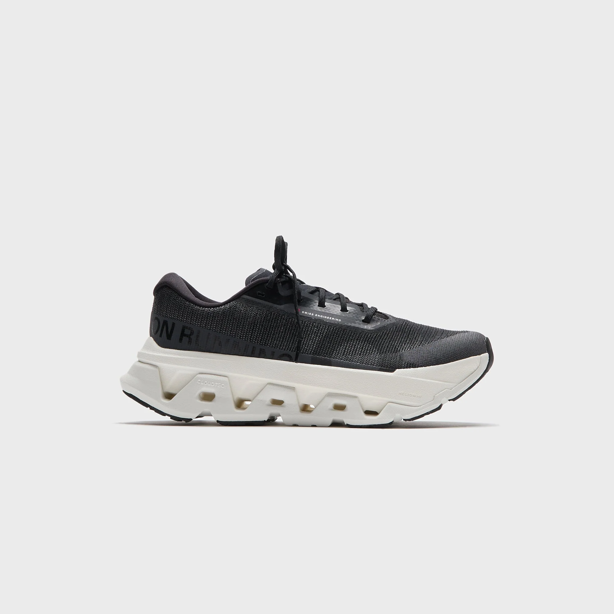 On Running Cloudmonster 3 Hyper - Black / Ivory